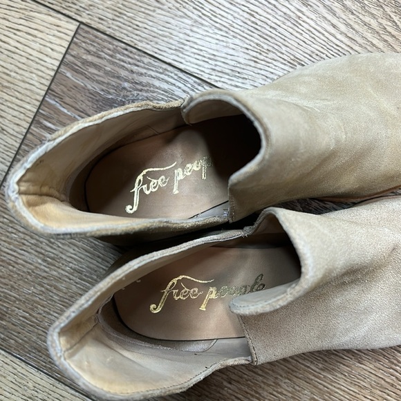 Free People Charm Double V Slip On Ankle Boots Size 37.5/7.5 - Picture 6 of 11